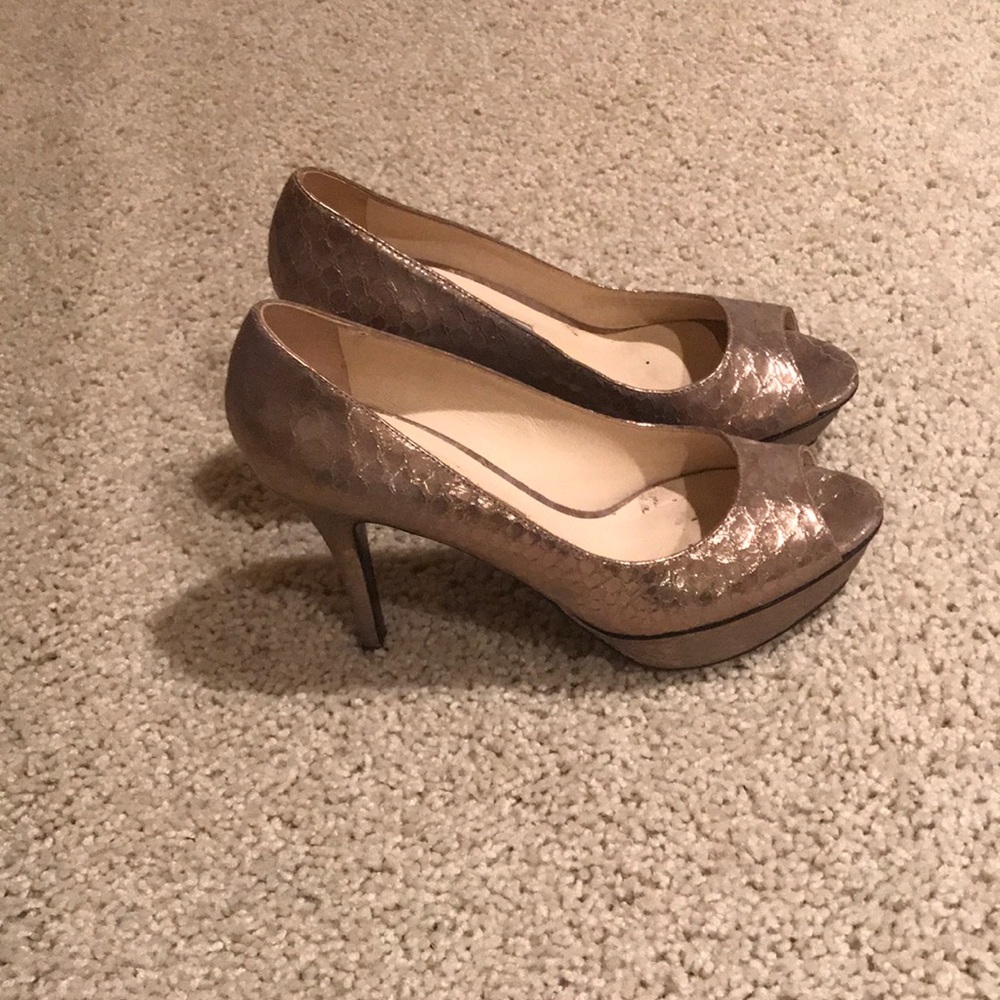 Ladies shoes
